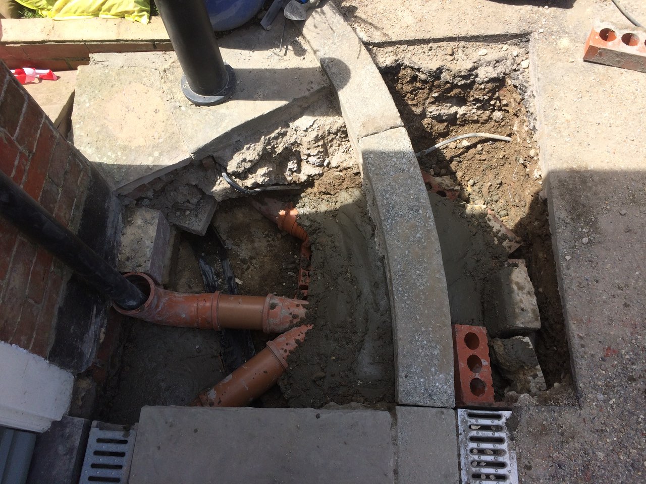  Replacing kerb after adding additional pipes 