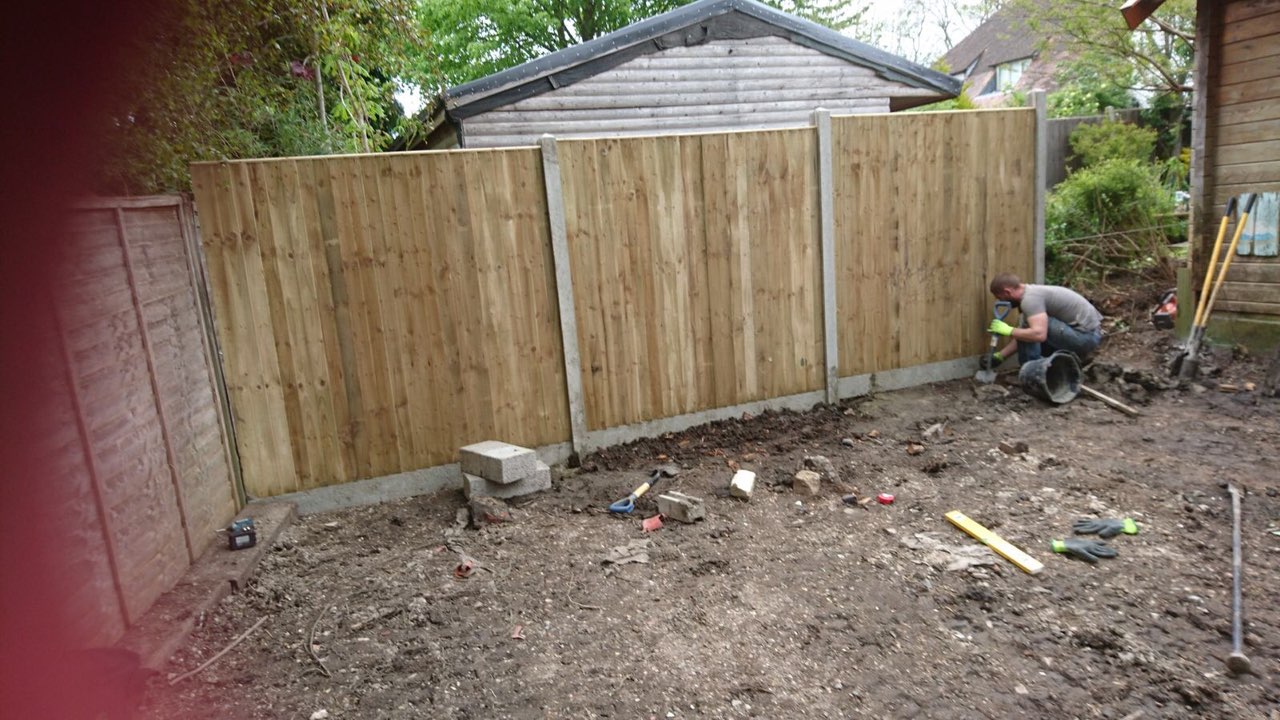  Garden closeboard fencing 